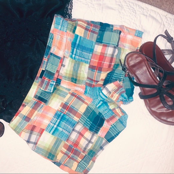 Shorts - Picture 3 of 6